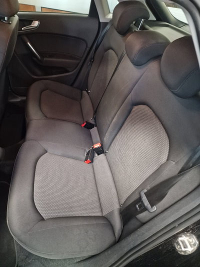 Audi A1 1.4 TFSI S tronic 119g Attraction (8)
