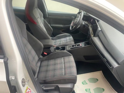 Volkswagen Golf 2.0 TSI GTI DSG (9)