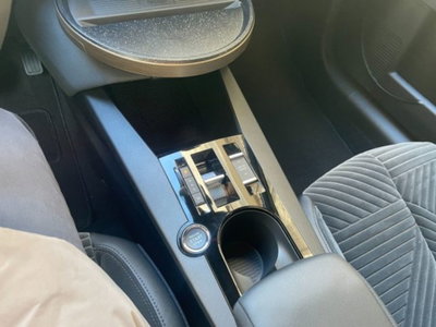 Lancia Ypsilon 1.2 mhev Edizione Limitata Cassina e-dct (10)