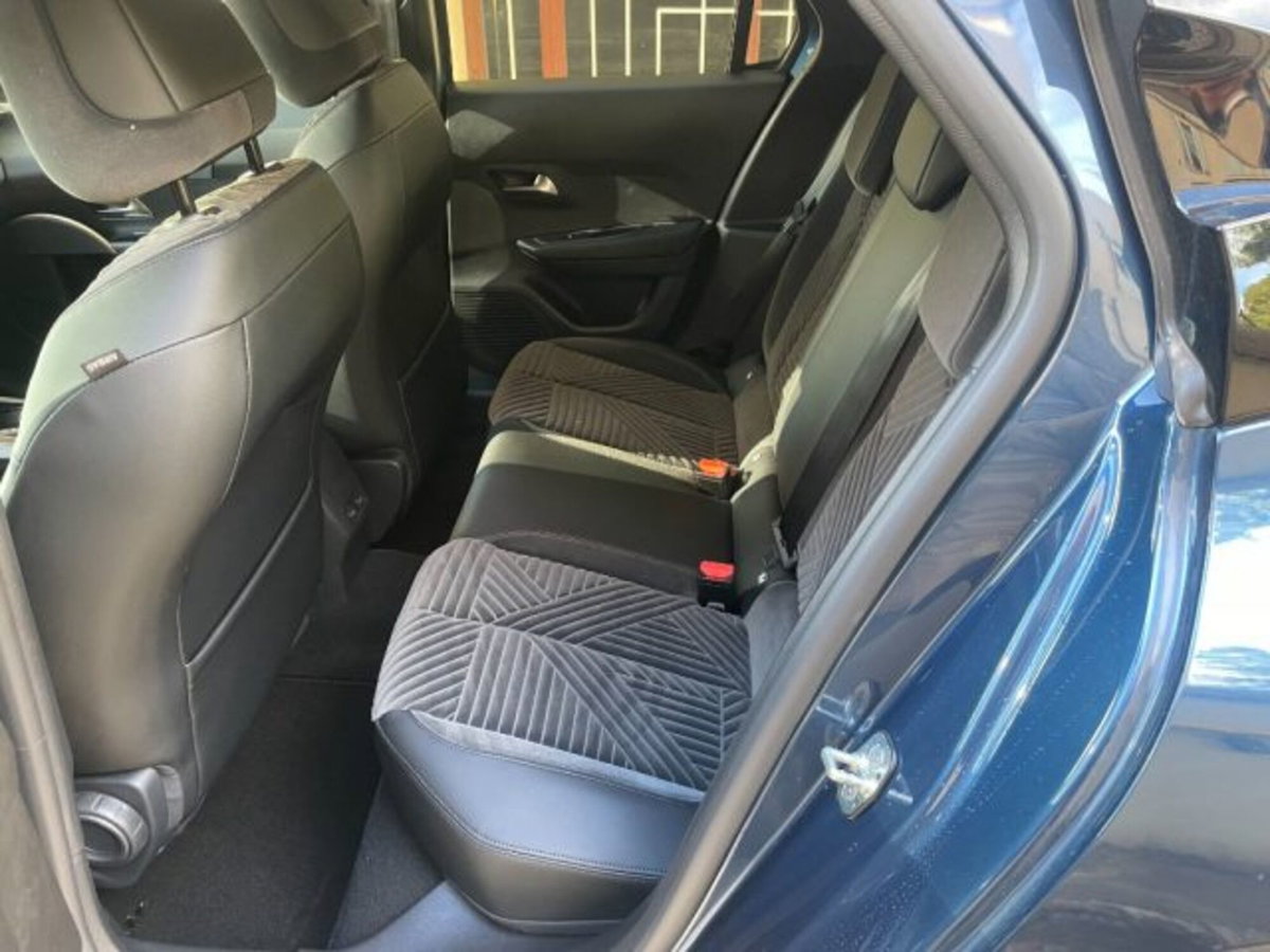Lancia Ypsilon 1.2 mhev Edizione Limitata Cassina e-dct (7)