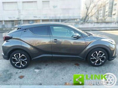 Toyota Toyota C-HR 1.8 Hybrid E-CVT Lounge (2)