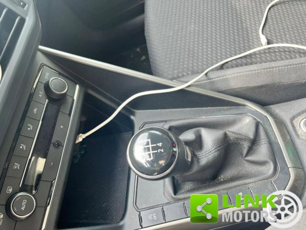 Volkswagen Polo 1.0 EVO (5)
