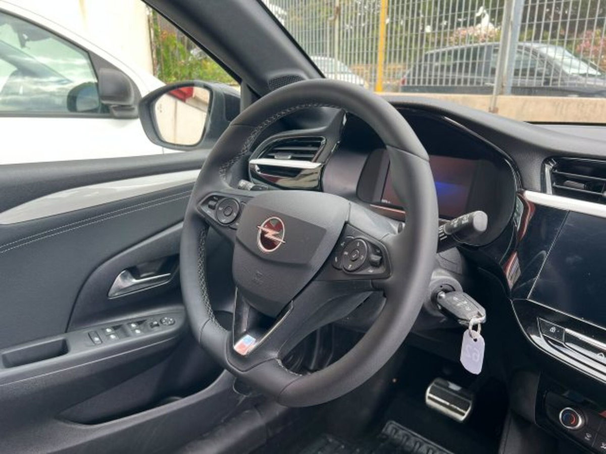 Opel Corsa 1.2 GS s&s 100cv at8 (11)