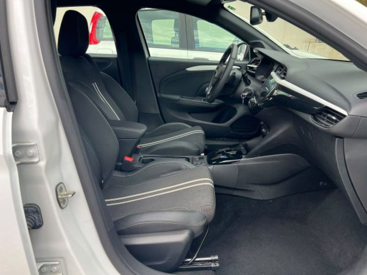 Opel Corsa 1.2 GS s&s 100cv at8 (9)