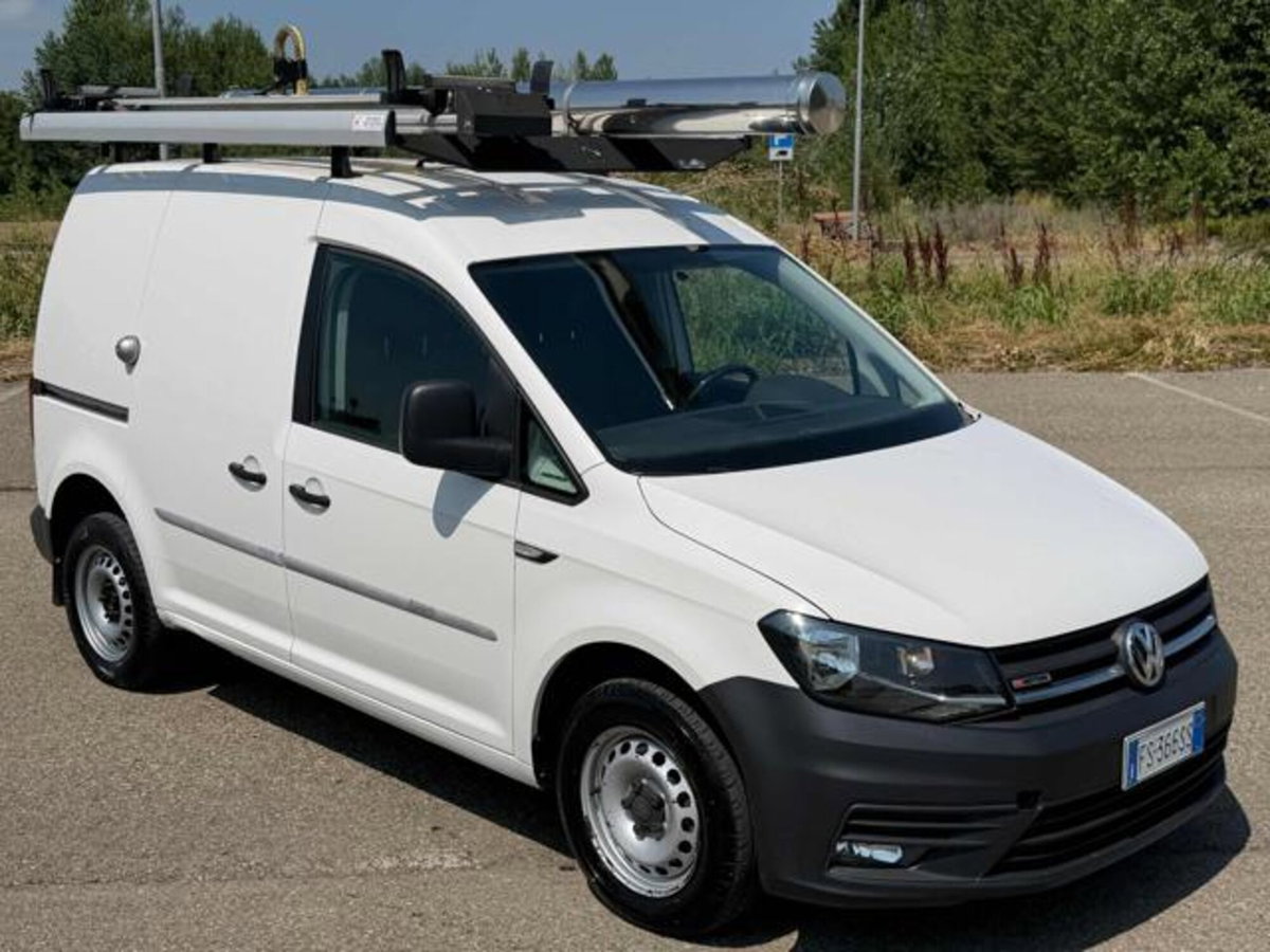 Volkswagen Caddy 2.0 TDI 122 CV 4MOTION Trendline (17)