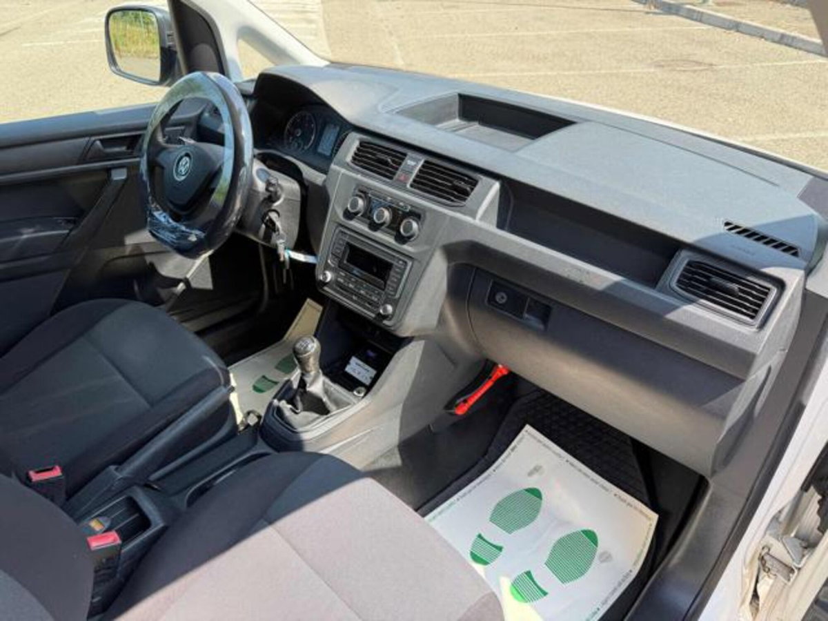 Volkswagen Caddy 2.0 TDI 122 CV 4MOTION Trendline (2)