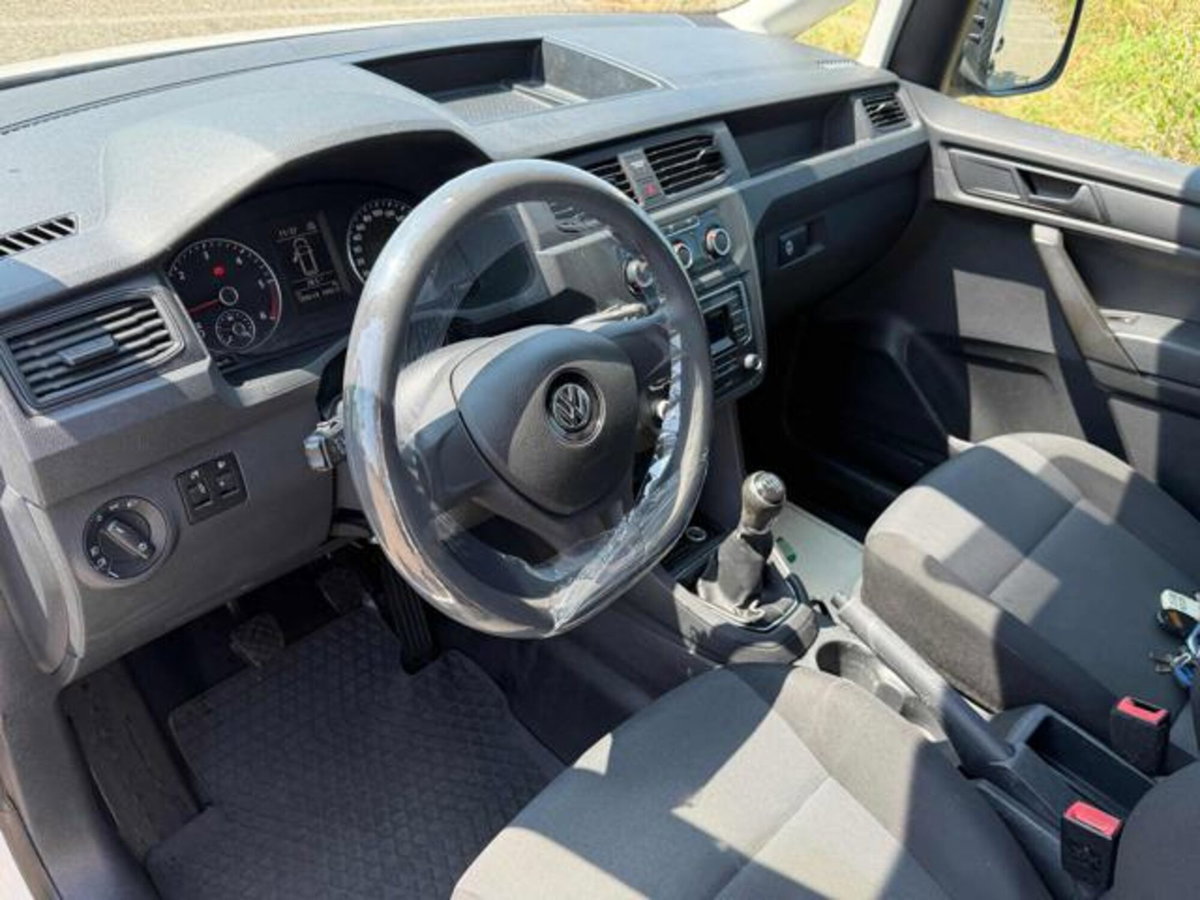 Volkswagen Caddy 2.0 TDI 122 CV 4MOTION Trendline (7)