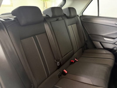 Volkswagen T-Roc 1.0 tsi Style 115cv (14)