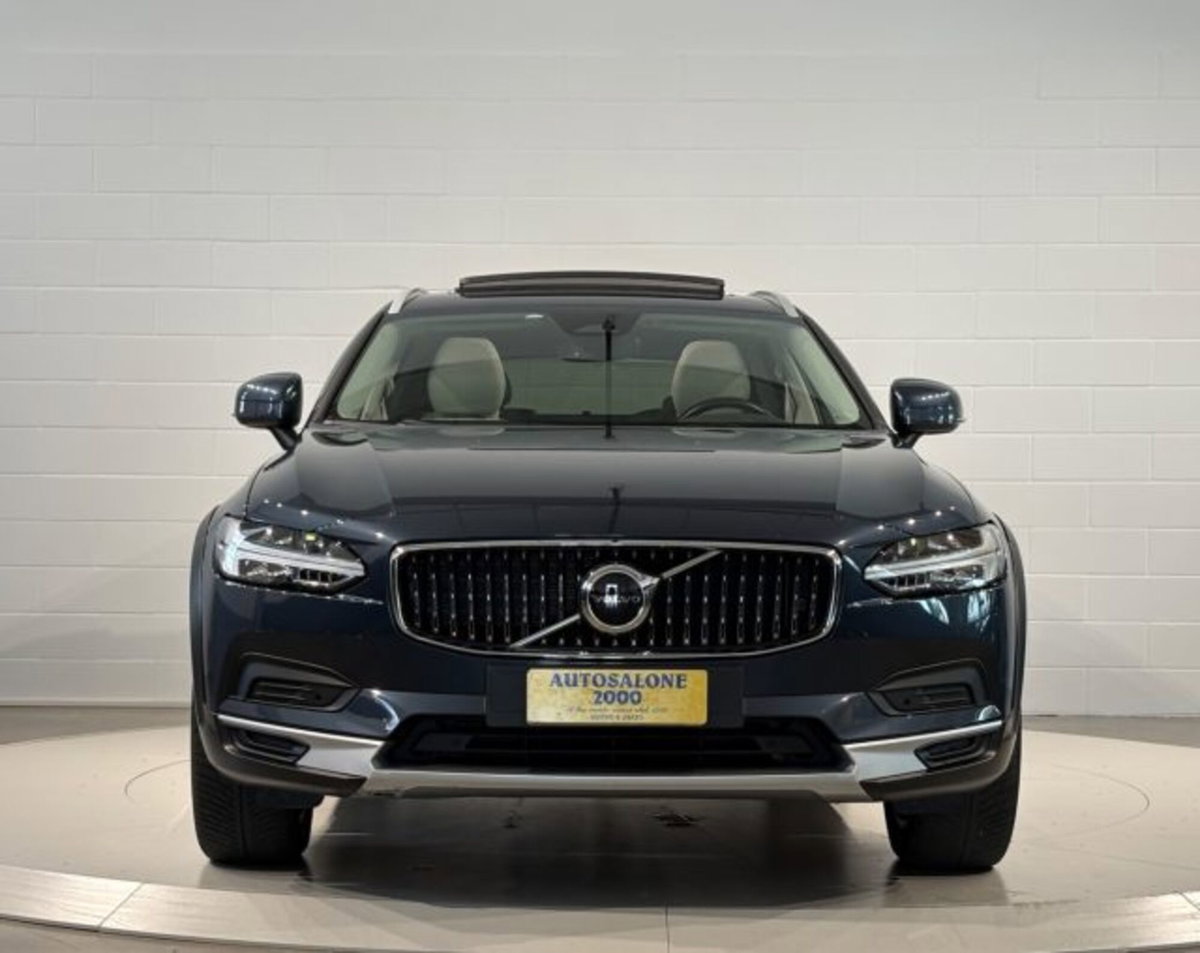 Volvo V90 Cross Country 2.0 b4 Plus awd auto (8)