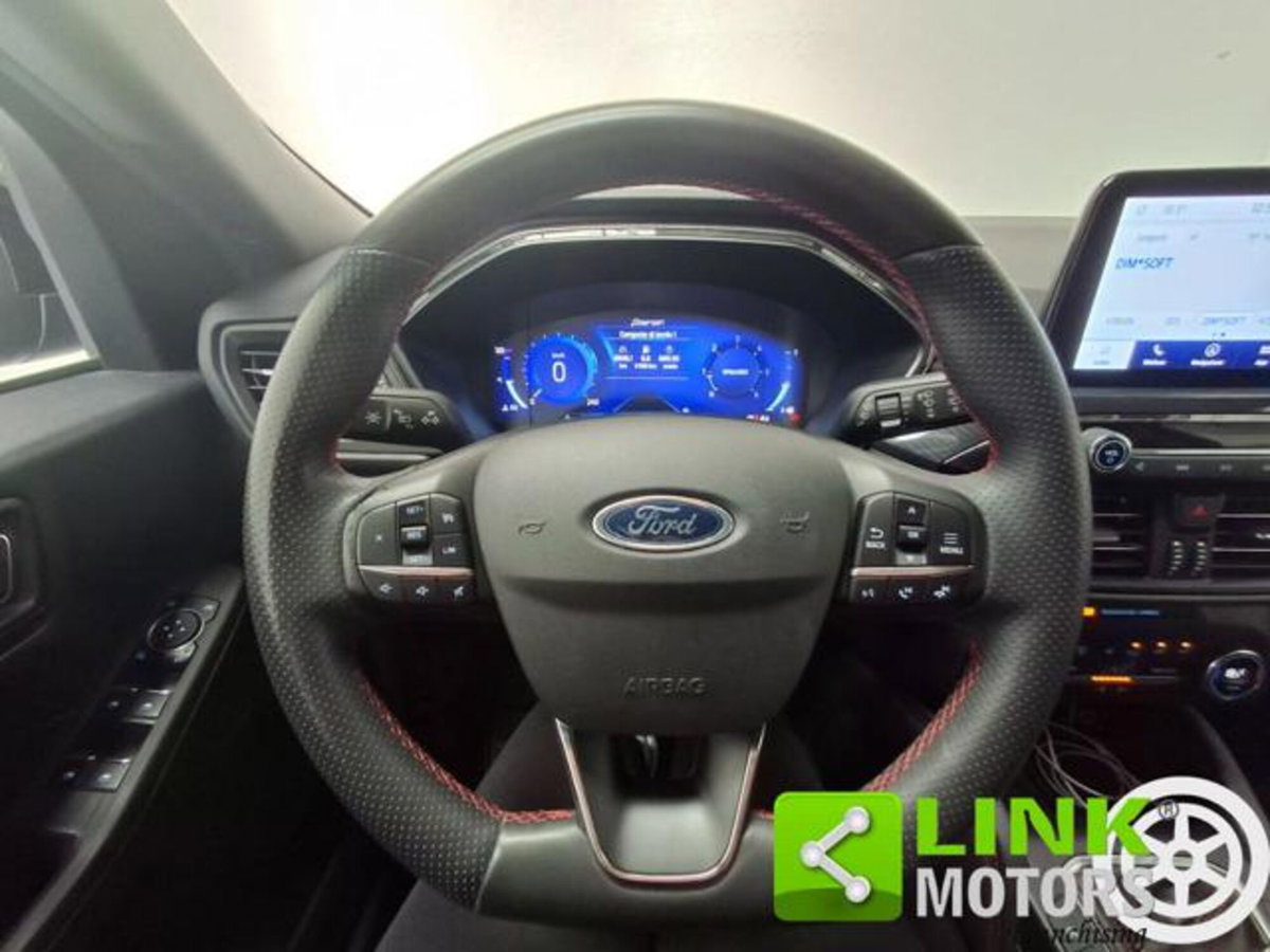 Ford Kuga 1.5 EcoBlue 120 CV 2WD ST-Line (6)