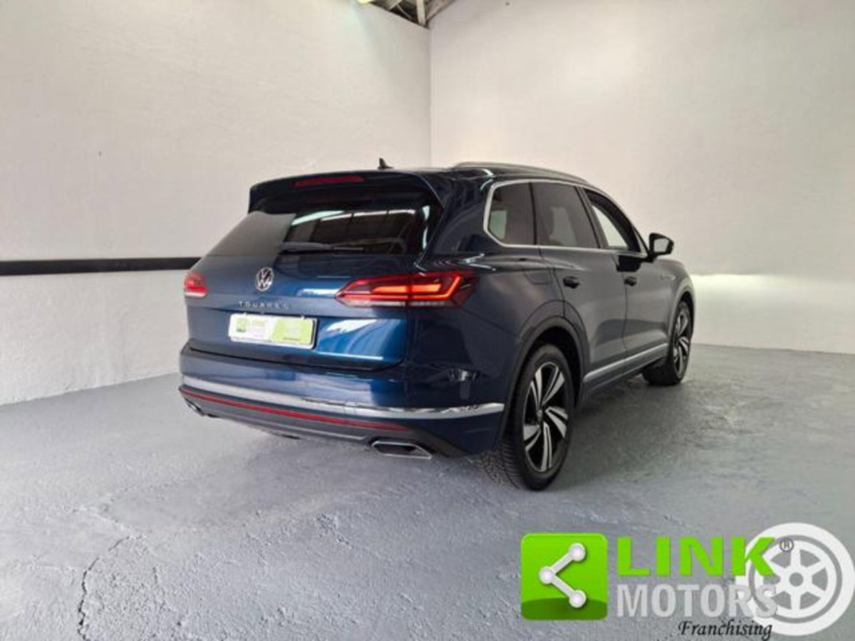 Volkswagen Touareg 3.0 V6 TDI SCR Elegance (11)