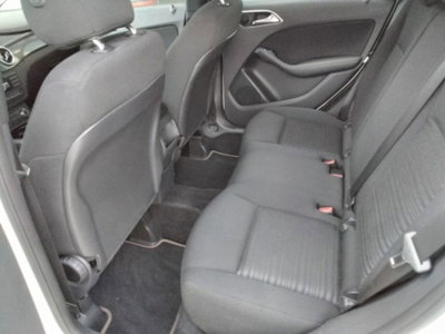 Mercedes-Benz Classe B 160 CDI Premium (15)