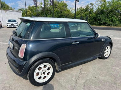 MINI Mini 1.4 tdi One D de luxe (4)
