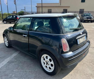 MINI Mini 1.4 tdi One D de luxe (6)