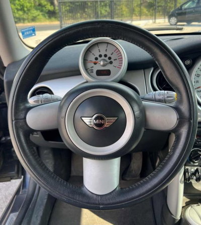 MINI Mini 1.4 tdi One D de luxe (8)
