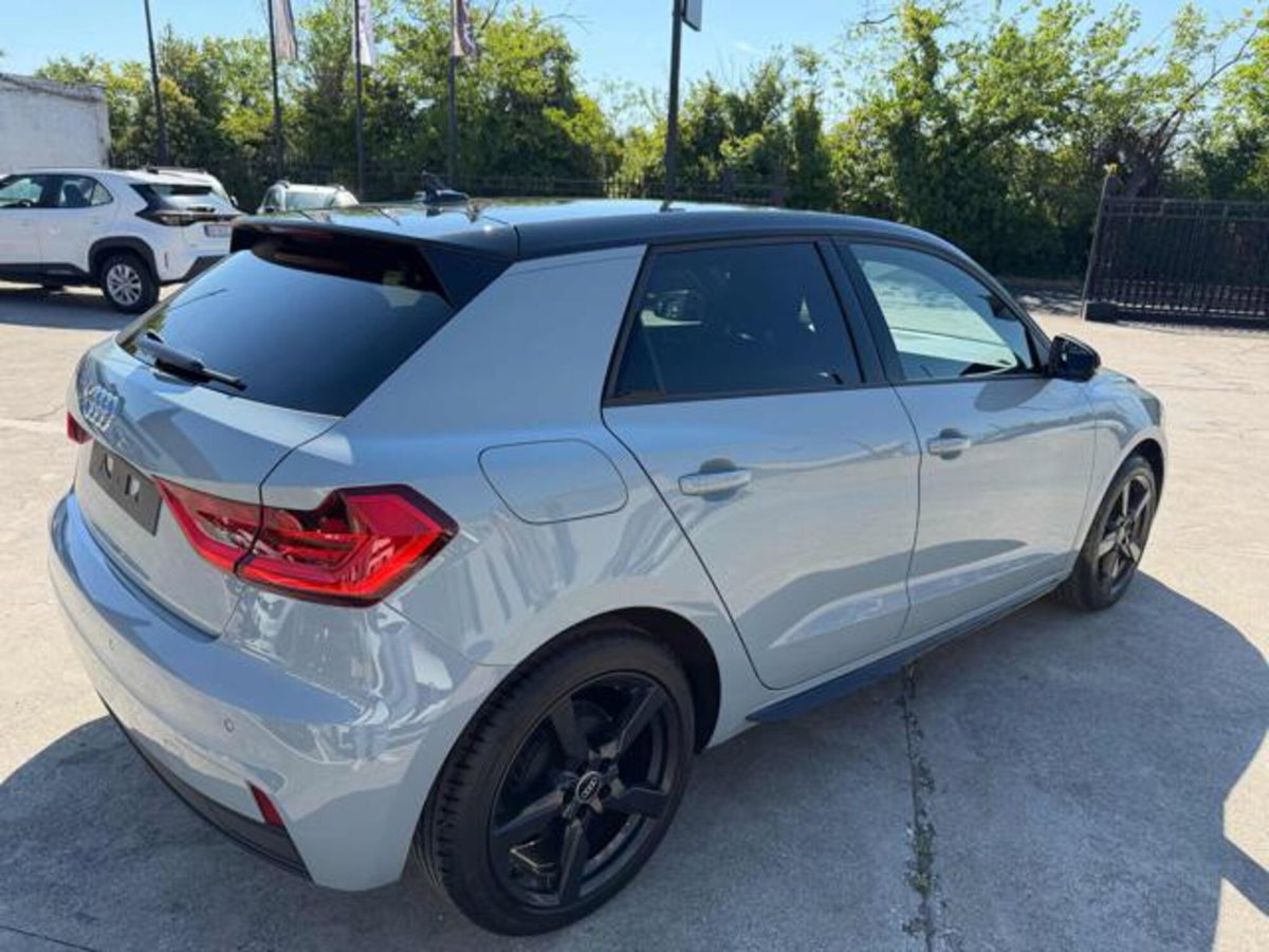 Audi A1 Sportback 25 TFSI Admired (4)
