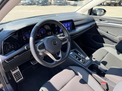 Volkswagen Golf Variant 2.0 tdi Life 150cv dsg (8)