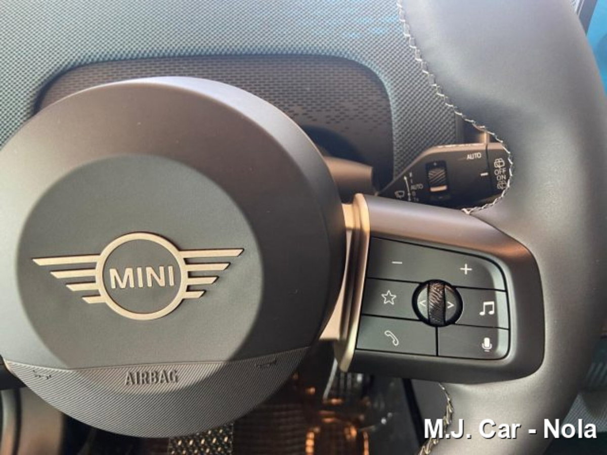 MINI Mini Countryman E Favoured (13)