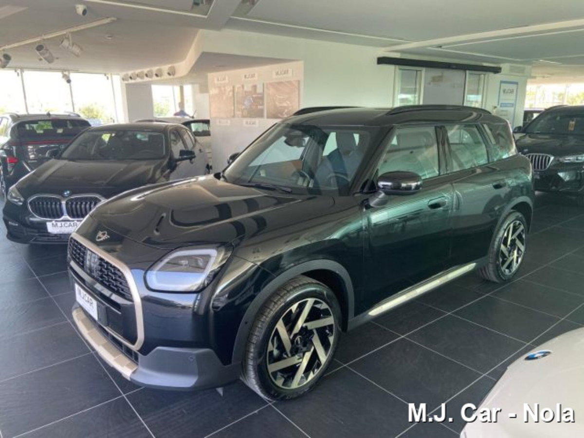 MINI Mini Countryman E Favoured (2)