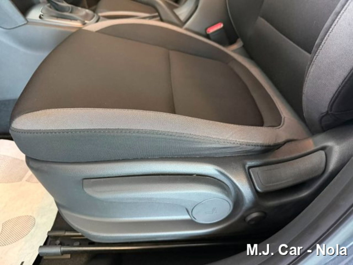 Hyundai Kona 1.6 CRDI 115 CV XTech (18)