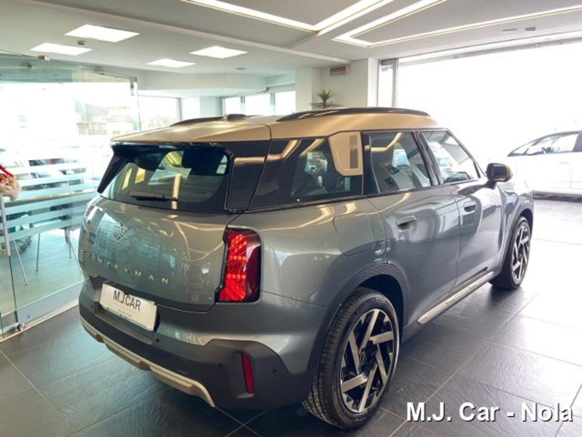 MINI Mini Countryman 2.0 Cooper D Business Countryman (5)