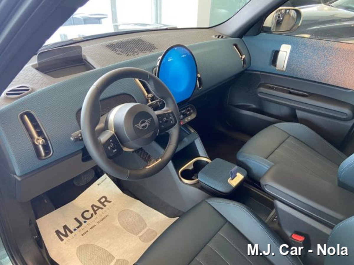 MINI Mini Countryman 2.0 Cooper D Business Countryman (8)