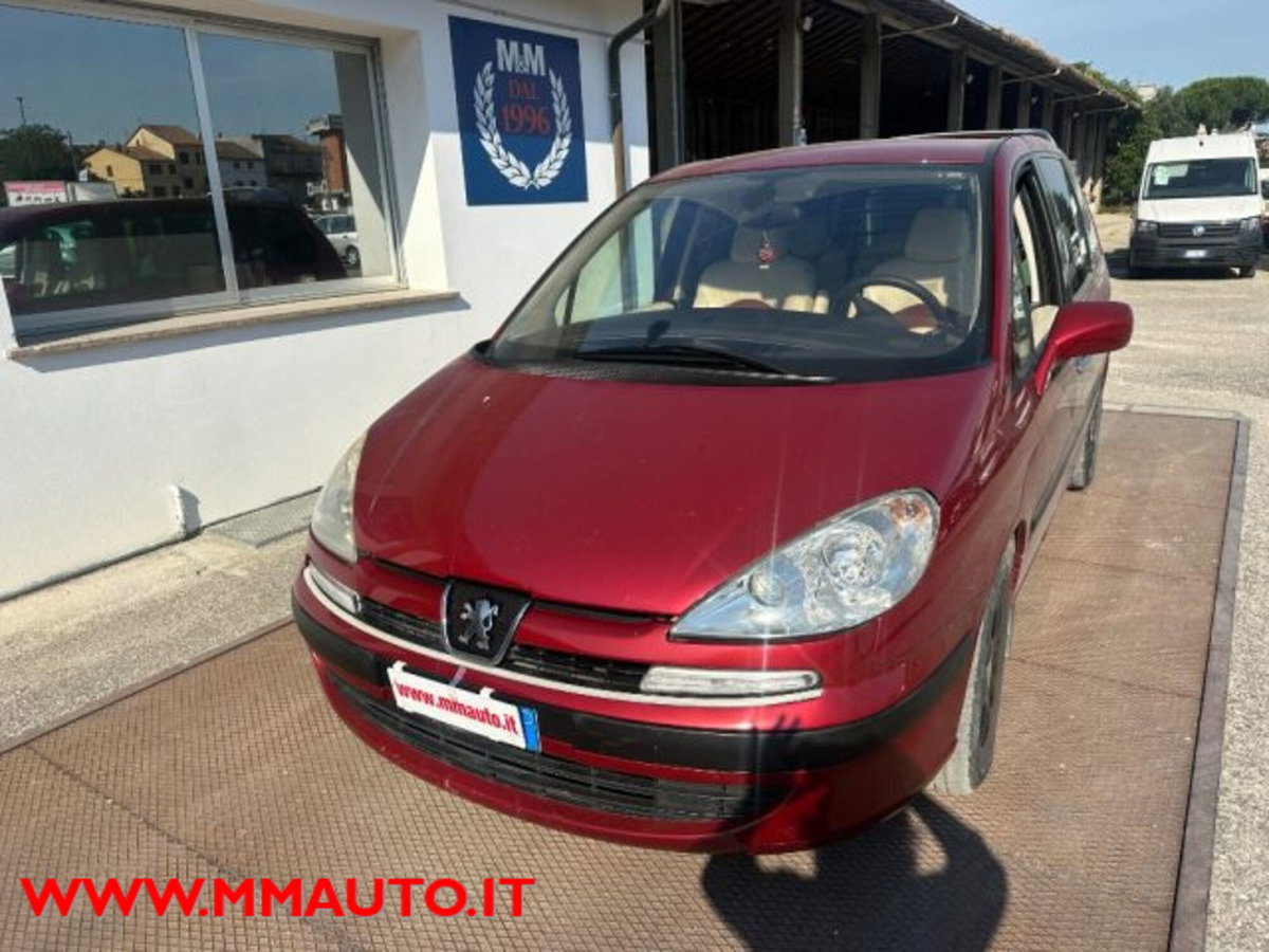 Peugeot 807 HDi FAP SV (2)
