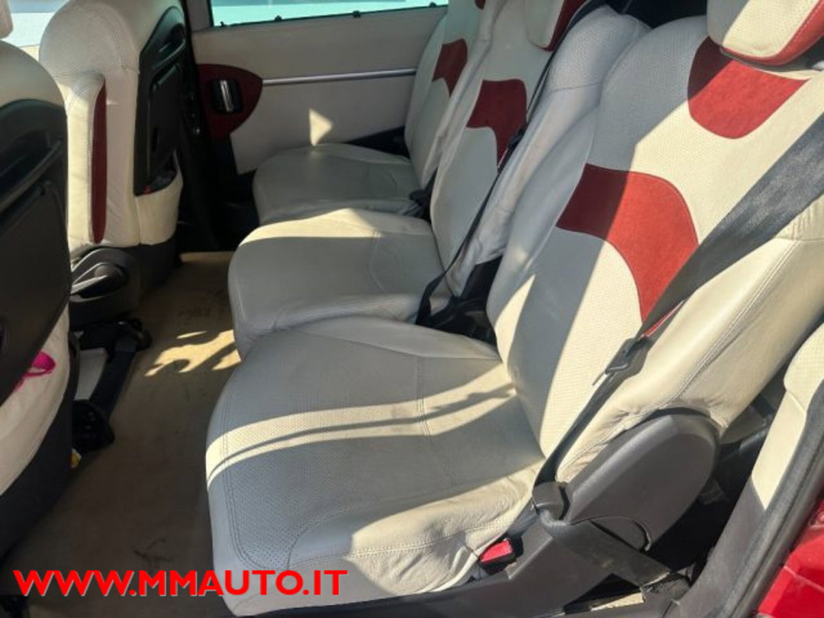 Peugeot 807 HDi FAP SV (7)