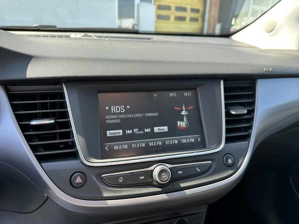 Opel Crossland X 1.2 12V Advance (14)