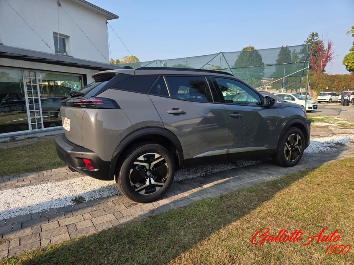 Peugeot 2008 1.2 turbo Allure 100cv (6)