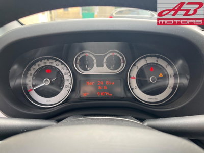 Fiat 500L 1.4 95 CV Easy (14)