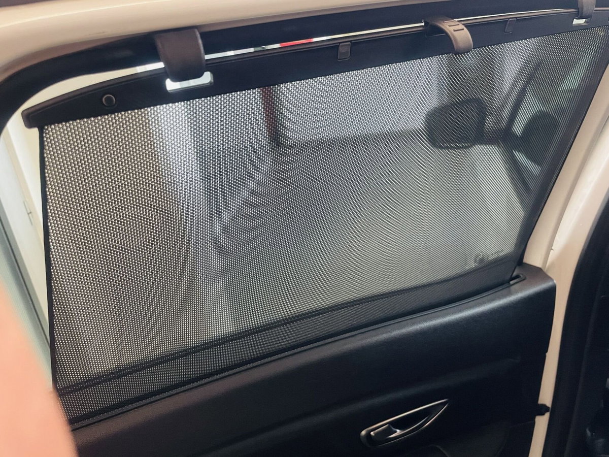 Renault Scénic 1.5 dci energy Intens 110cv edc (18)