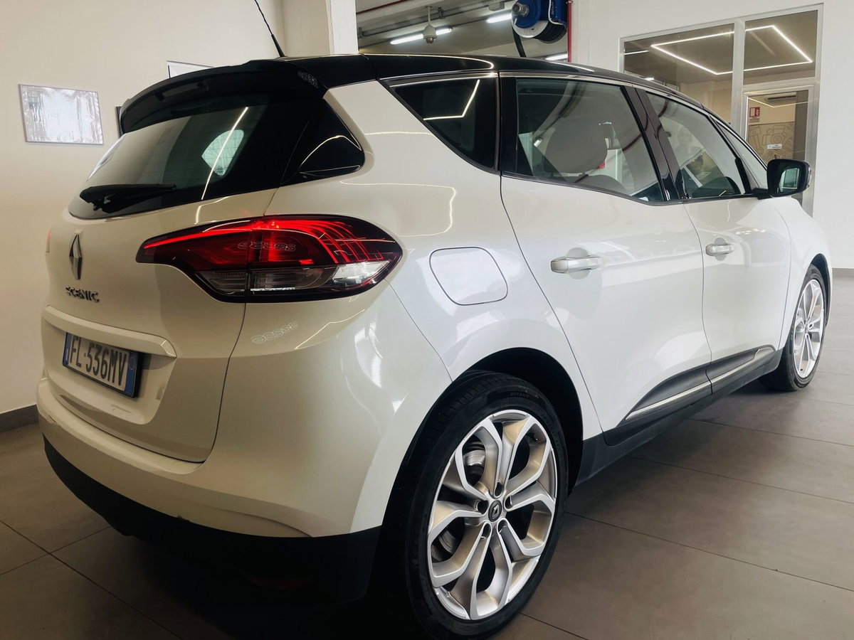 Renault Scénic 1.5 dci energy Intens 110cv edc (4)