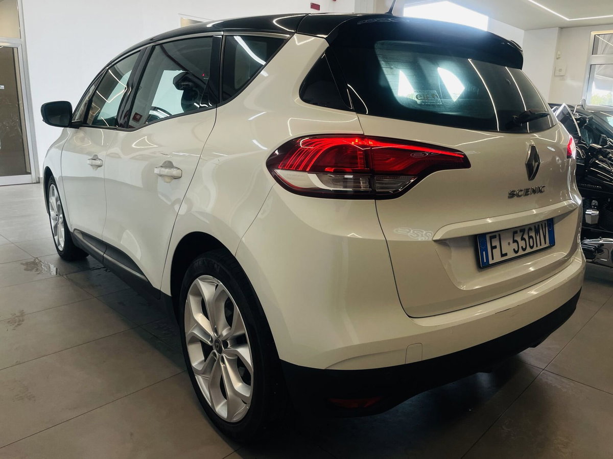 Renault Scénic 1.5 dci energy Intens 110cv edc (6)