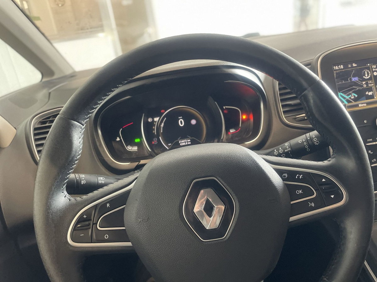 Renault Scénic 1.5 dci energy Intens 110cv edc (9)