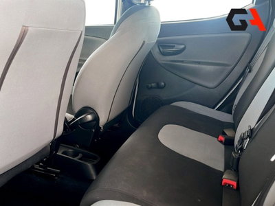 Lancia Ypsilon 1.2 69 CV 5 porte Silver (16)