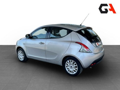 Lancia Ypsilon 1.2 69 CV 5 porte Silver (5)