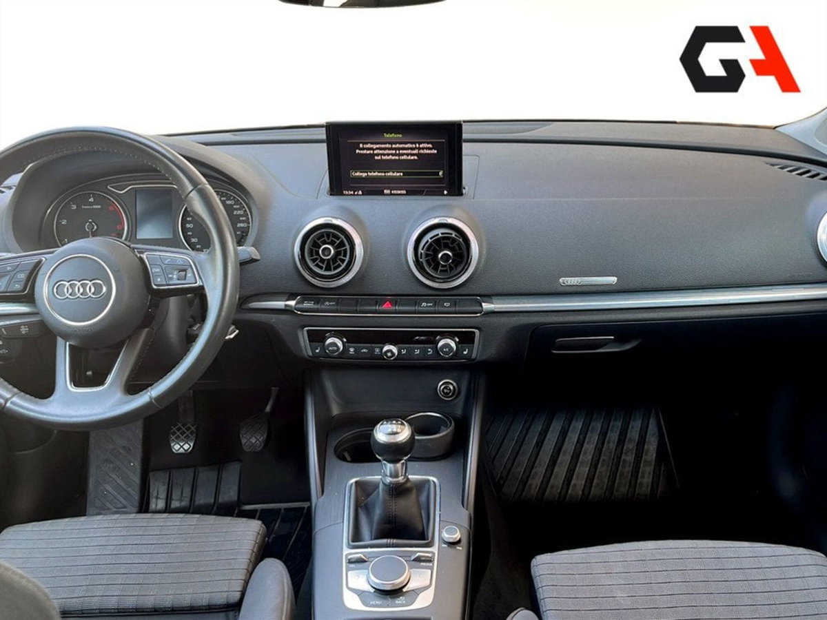 Audi A3 Sportback 1.6 TDI 116 CV Sport (14)