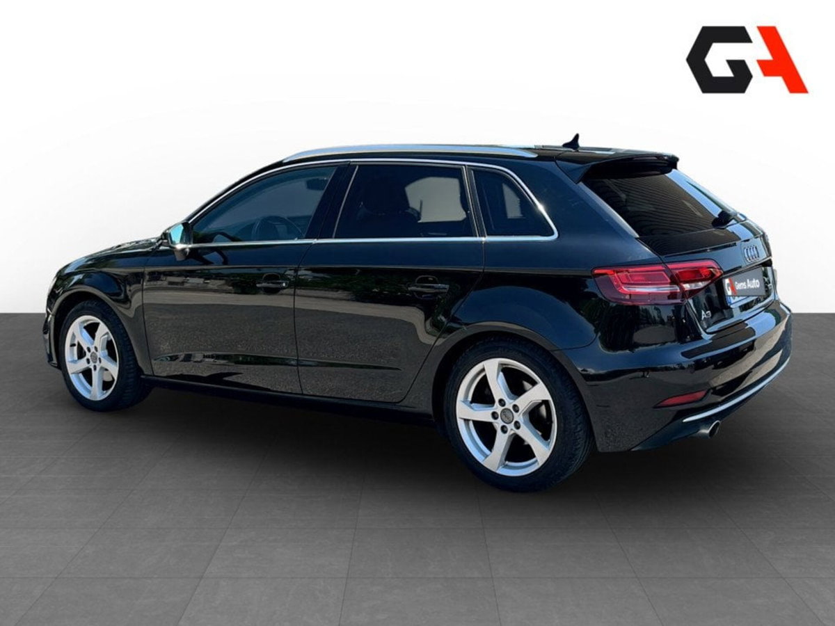 Audi A3 Sportback 1.6 TDI 116 CV Sport (5)