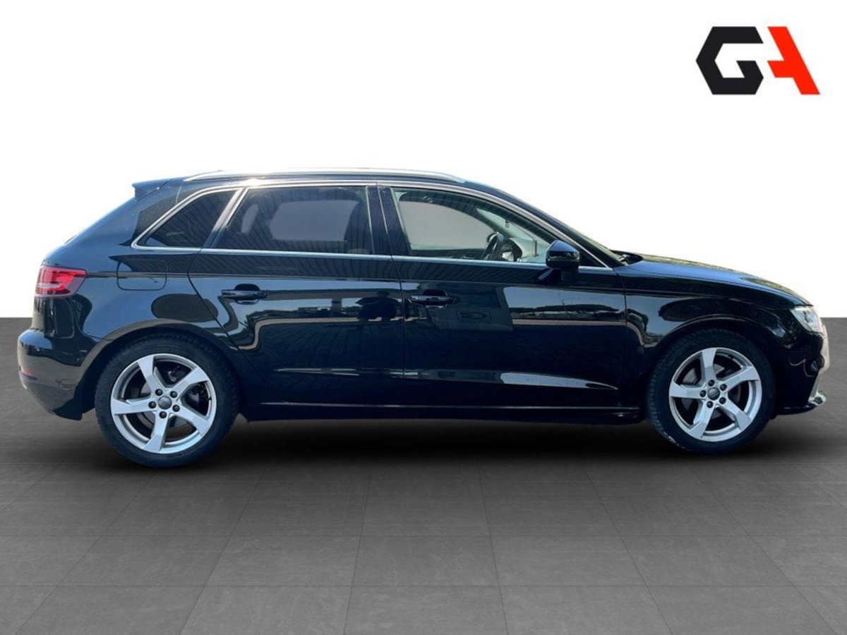 Audi A3 Sportback 1.6 TDI 116 CV Sport (8)
