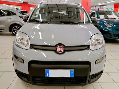 Fiat Panda 1.0 FireFly S&S Hybrid City Cross (2)