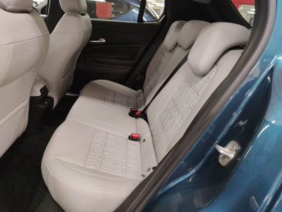 Fiat 600 1.2 hybrid La Prima 145cv auto (16)