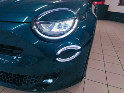 Fiat 600 1.2 hybrid La Prima 145cv auto (7)