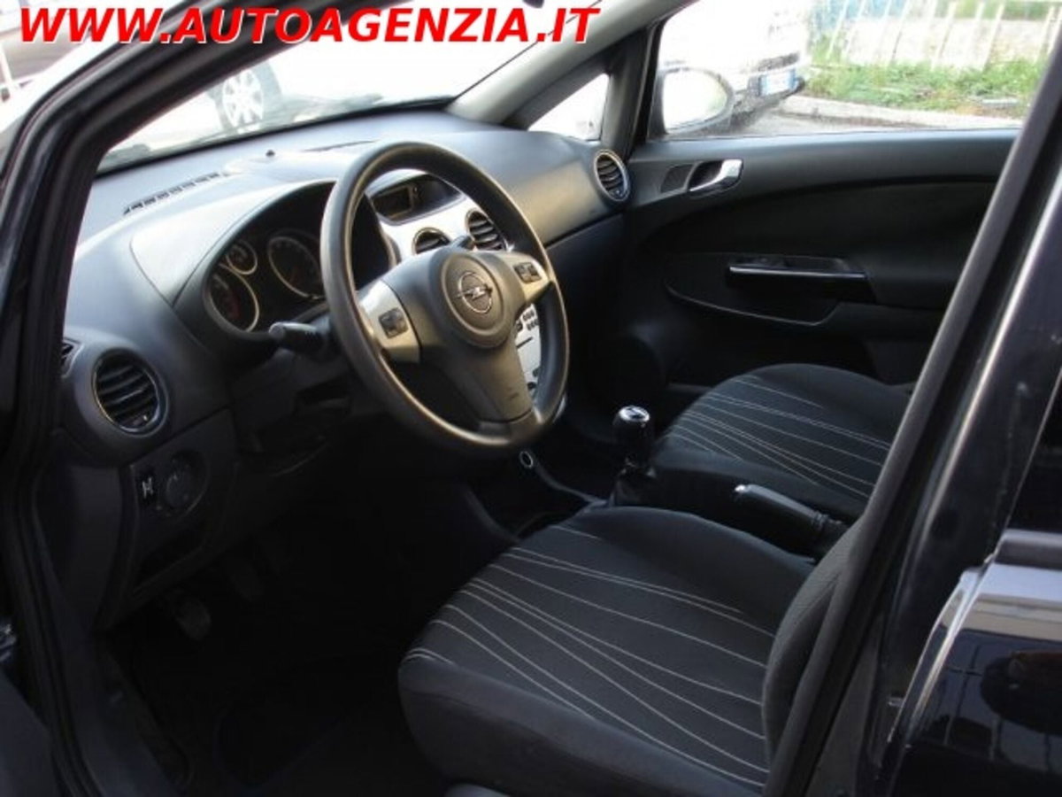 Opel Corsa 1.2 80CV 5 porte GPL-TECH Club (11)