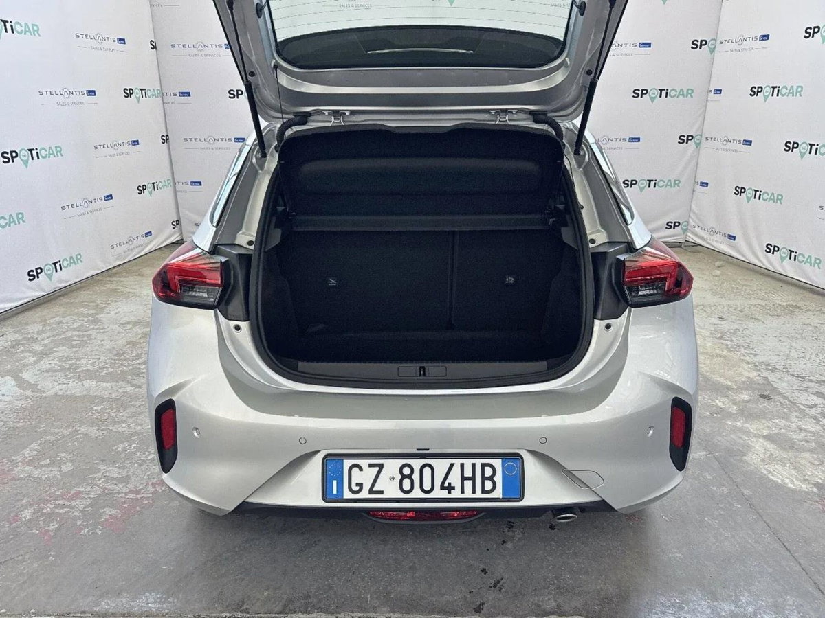 Opel Corsa 1.2 100 CV GS Line (8)