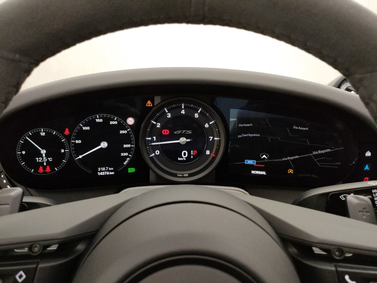 Porsche 911 Cabrio Targa 3.0 4 GTS (17)