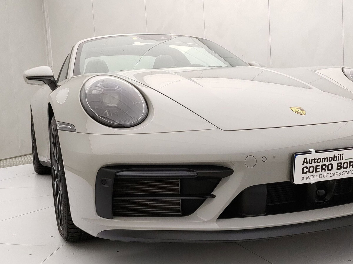 Porsche 911 Cabrio Targa 3.0 4 GTS (7)