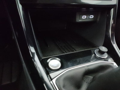 Volkswagen T-Cross 1.0 tsi Edition 95cv (14)
