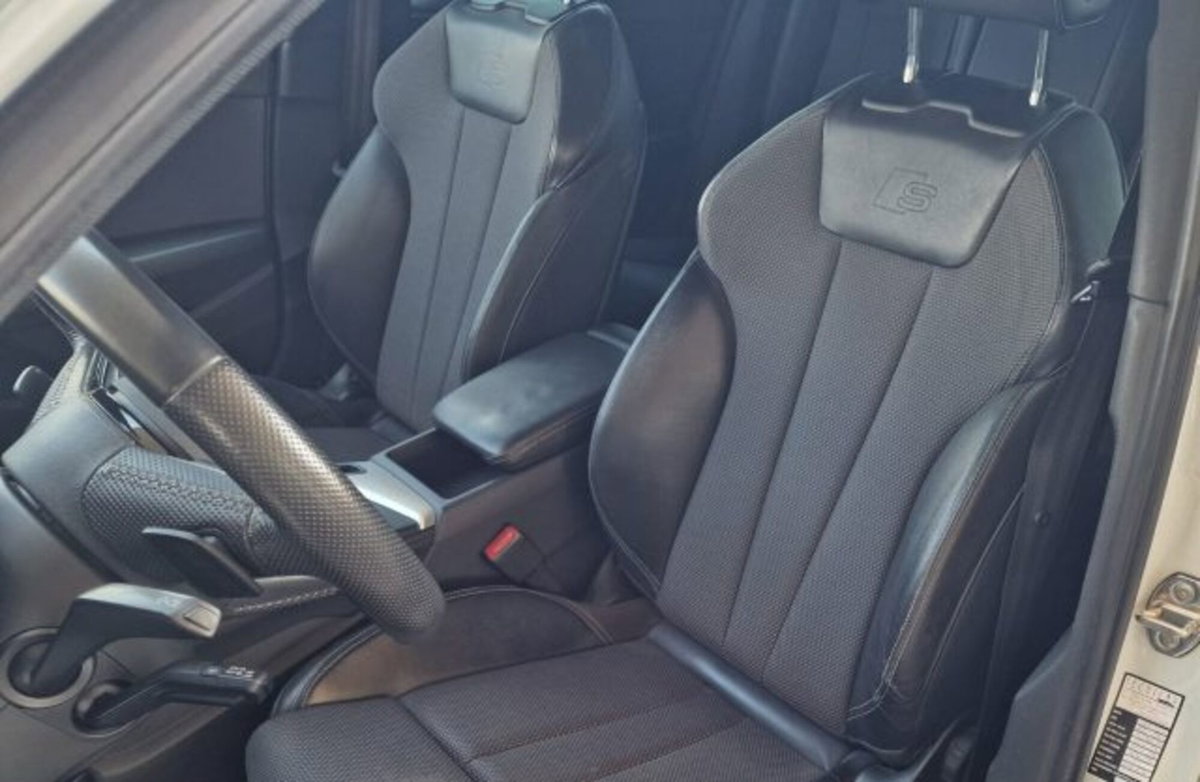 Audi A4 Avant 40 TDI quattro S tronic Business Sport (12)