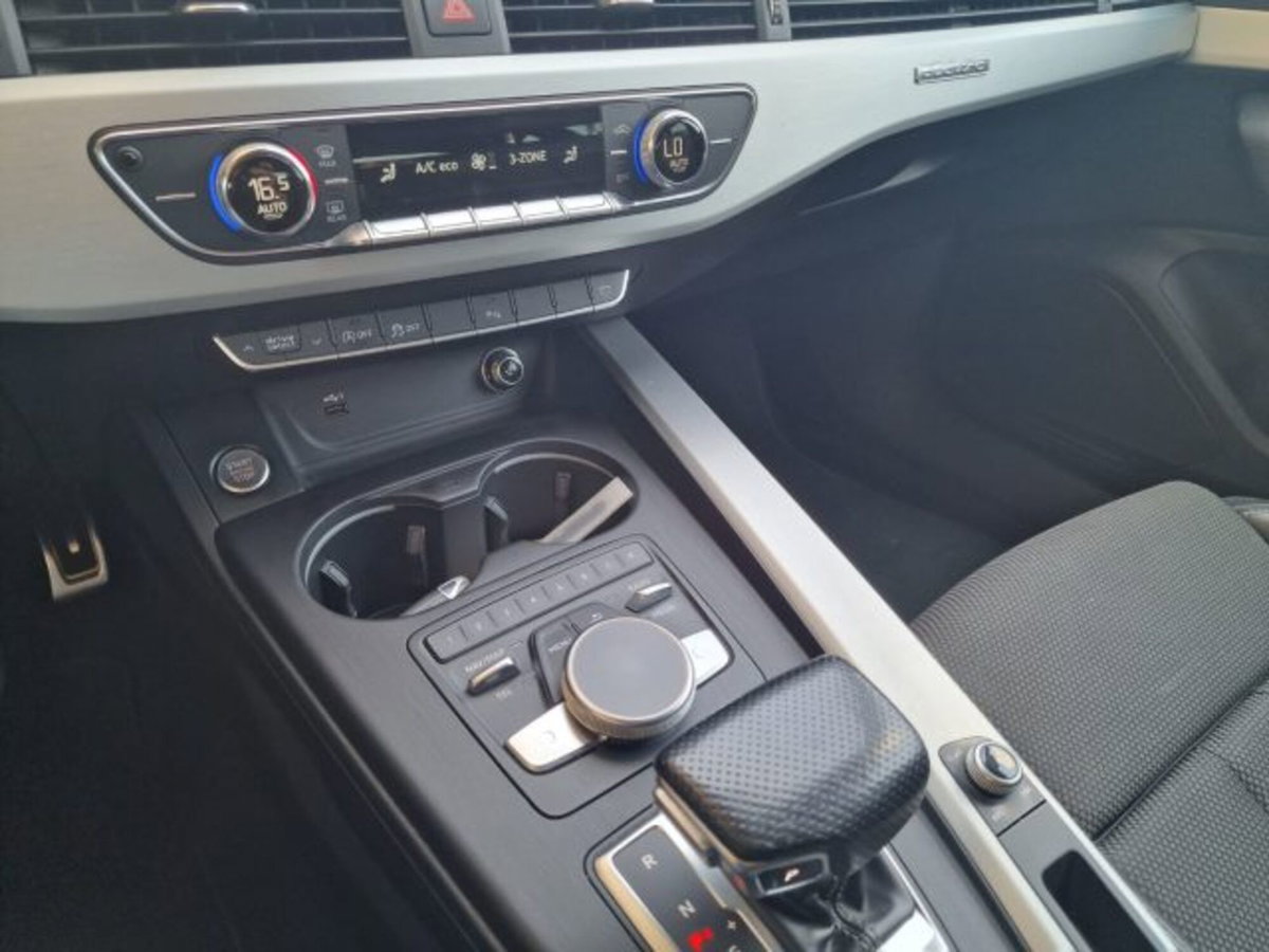 Audi A4 Avant 40 TDI quattro S tronic Business Sport (15)